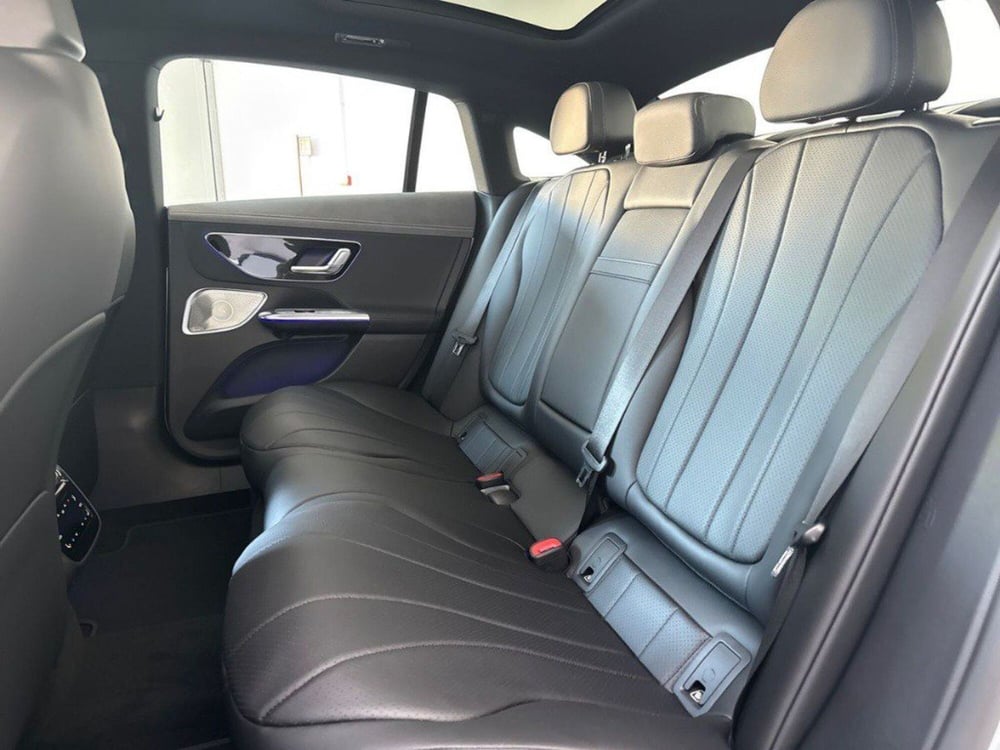 Mercedes-Benz EQE nuova a Rimini (13)