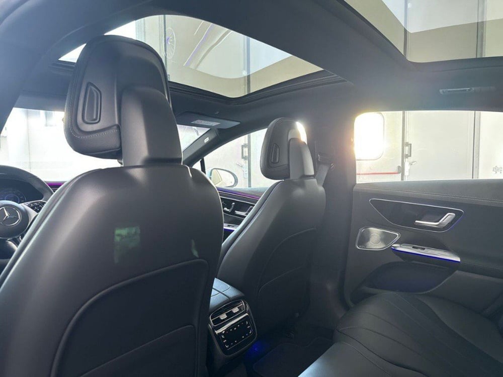 Mercedes-Benz EQE nuova a Rimini (18)