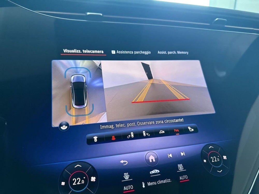 Mercedes-Benz EQE nuova a Rimini (19)