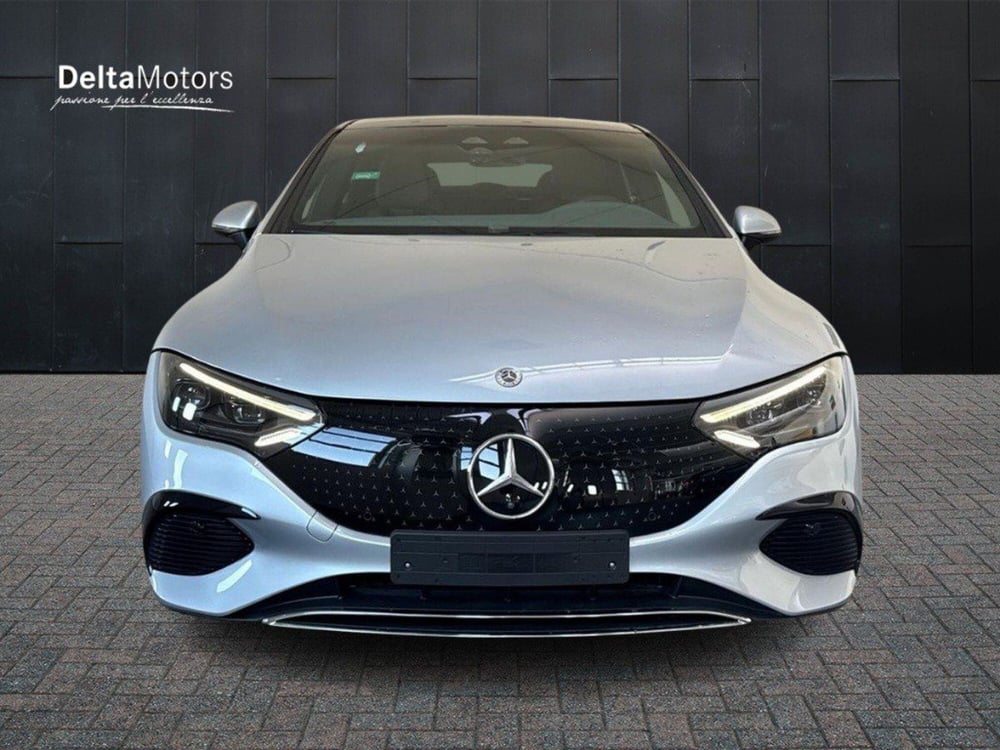 Mercedes-Benz EQE nuova a Rimini (2)
