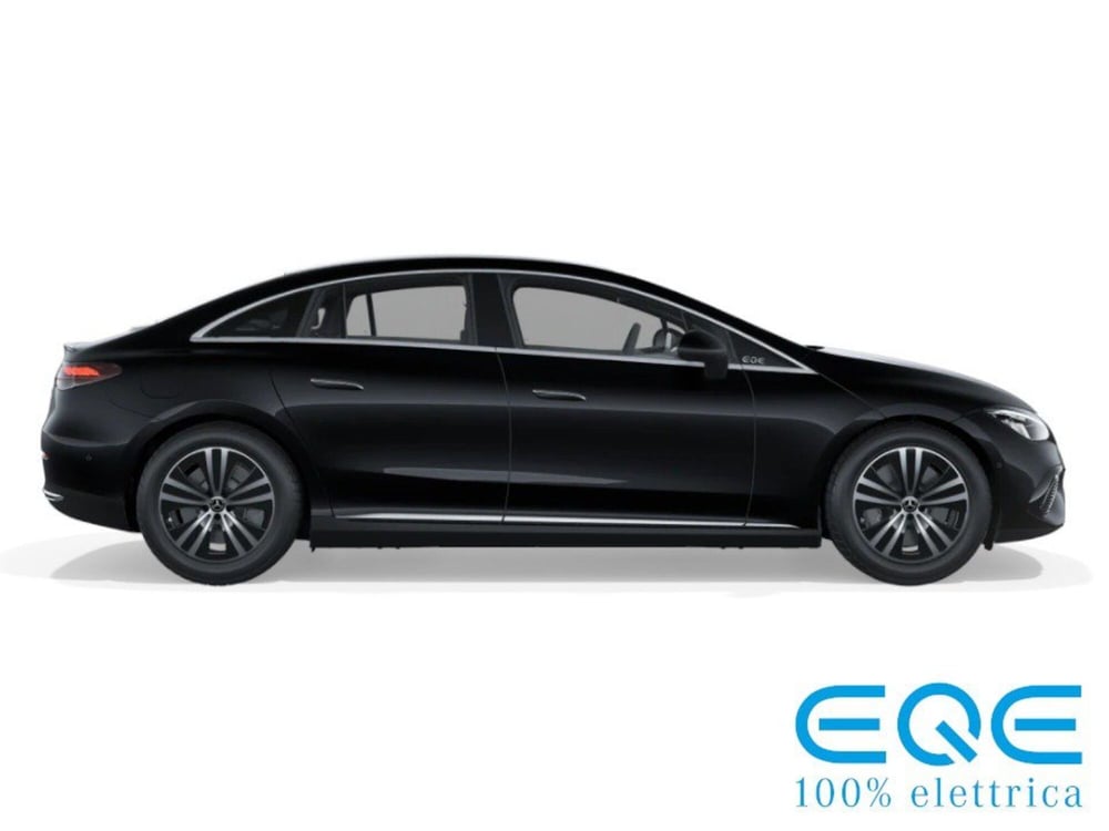Mercedes-Benz EQE nuova a Macerata (6)