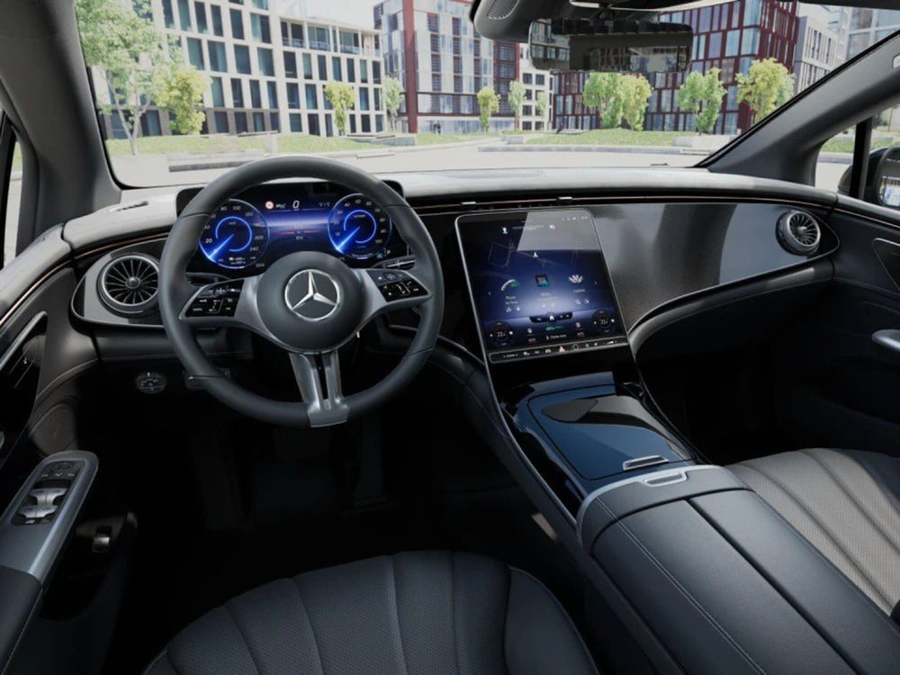 Mercedes-Benz EQE nuova a Macerata (9)