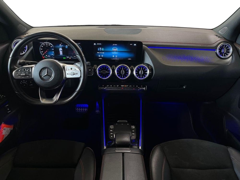 Mercedes-Benz EQA usata a Napoli (9)