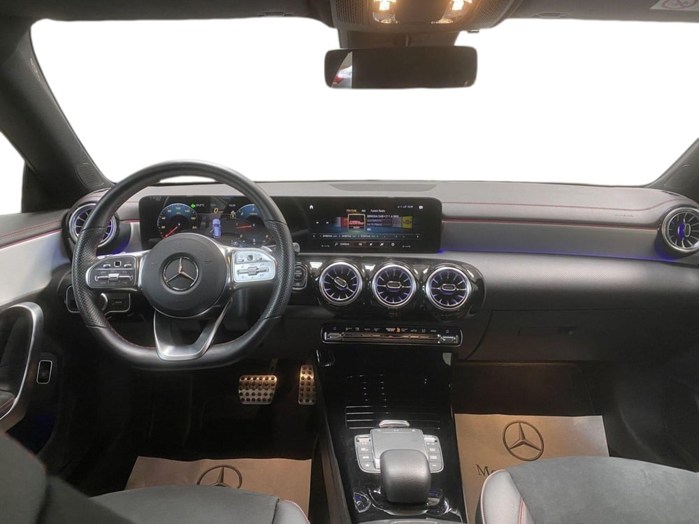 Mercedes-Benz CLA Shooting Brake usata a Napoli (9)