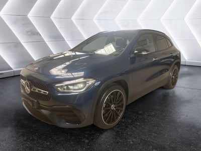 Mercedes-Benz GLA SUV 250 e EQ-Power Automatic Premium del 2021 usata a Napoli