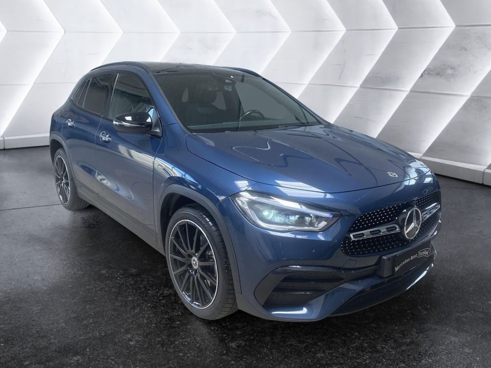 Mercedes-Benz GLA SUV usata a Napoli (3)