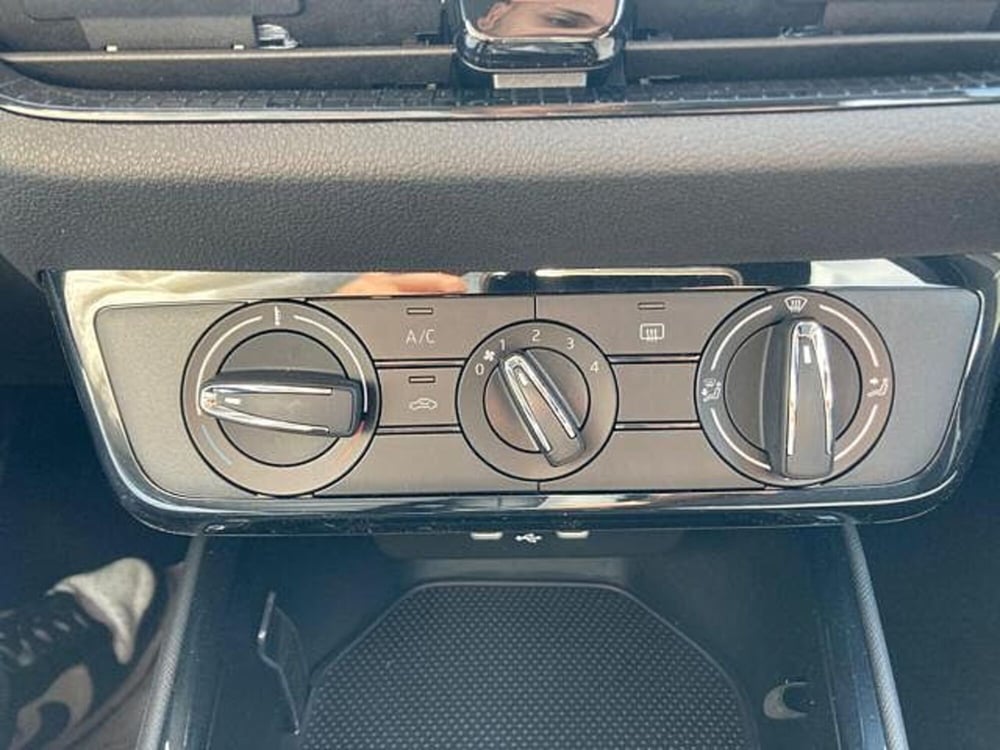 Skoda Fabia nuova a Novara (9)
