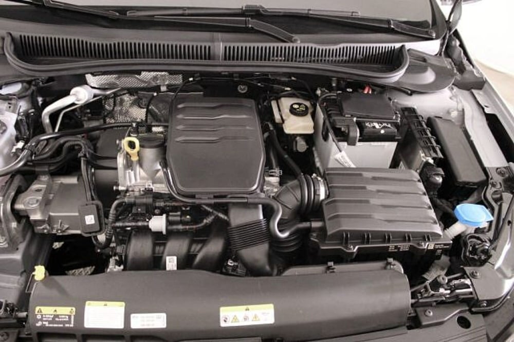 Volkswagen Polo nuova a Novara (11)