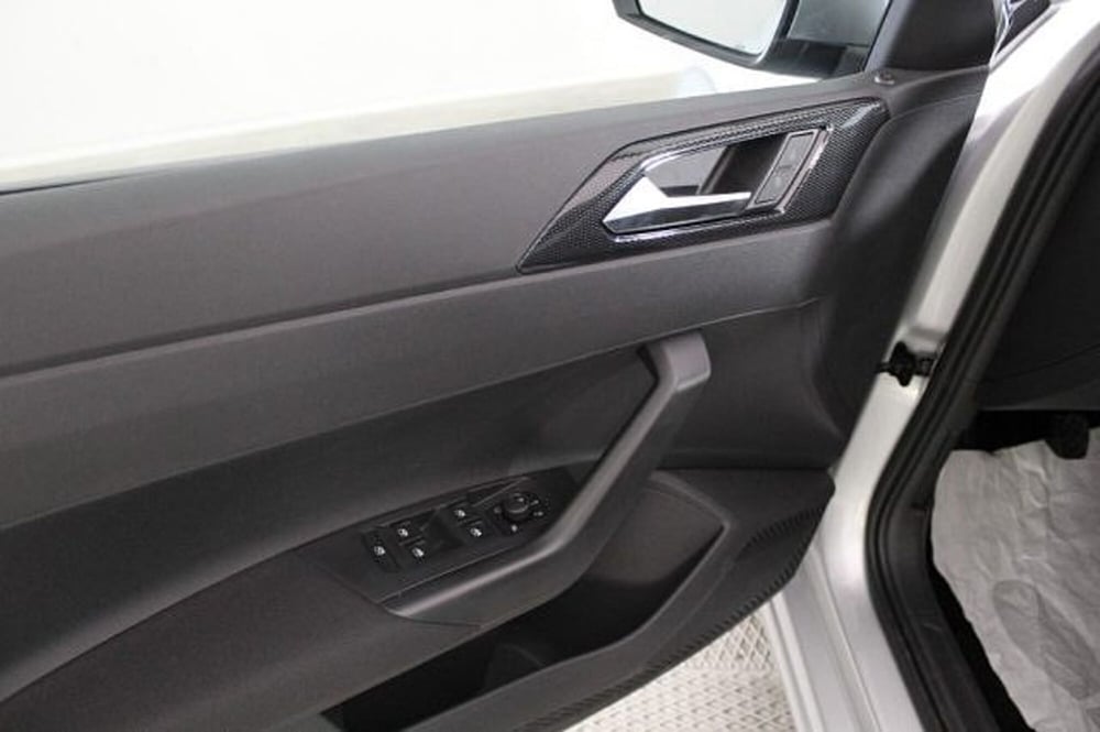 Volkswagen Polo nuova a Novara (12)