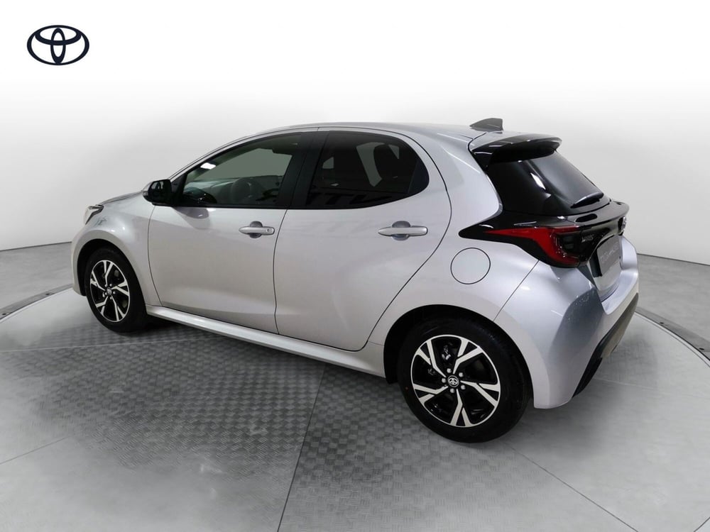 Toyota Yaris nuova a Salerno (4)