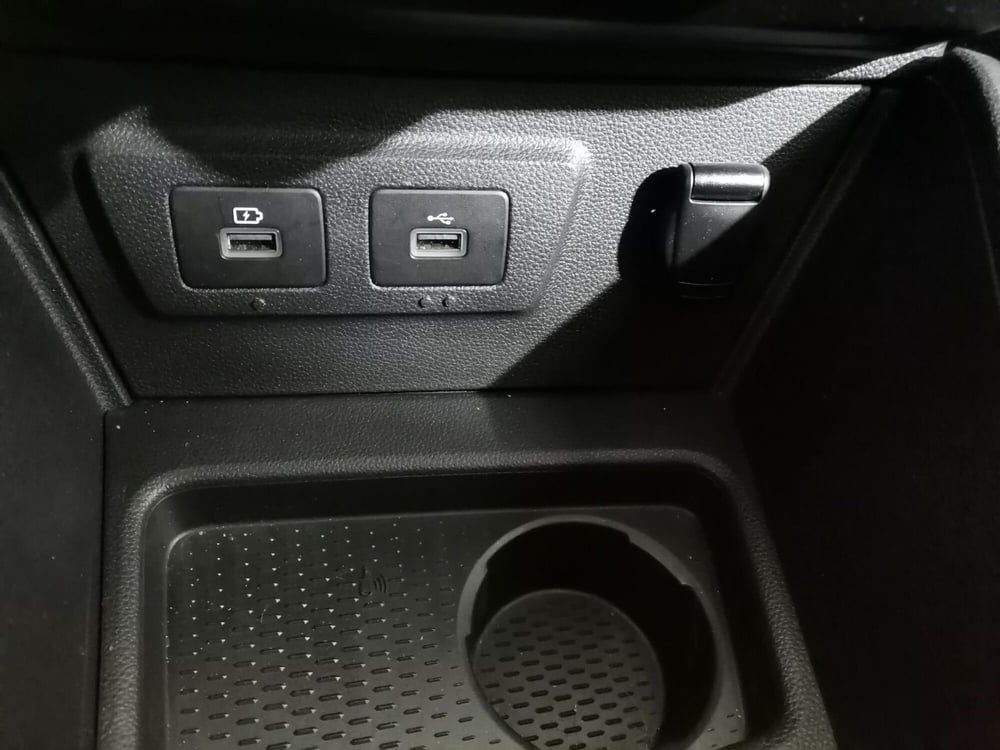 Dacia Duster usata a Salerno (18)