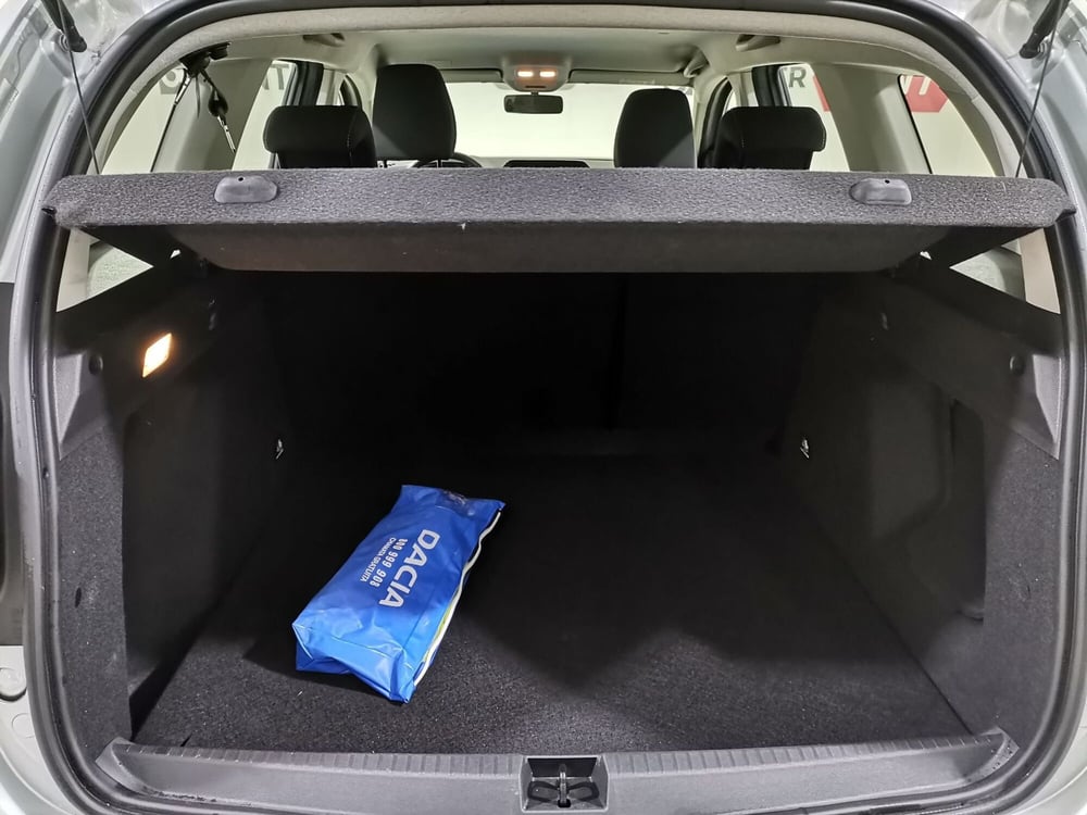 Dacia Duster usata a Salerno (20)