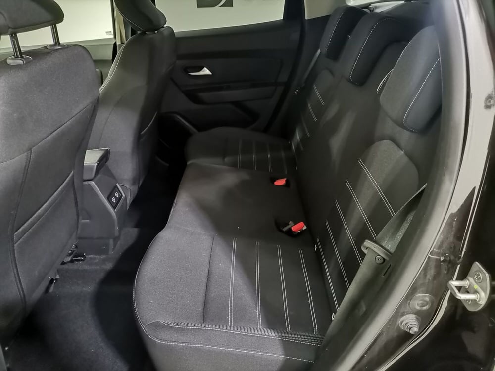 Dacia Duster usata a Salerno (10)