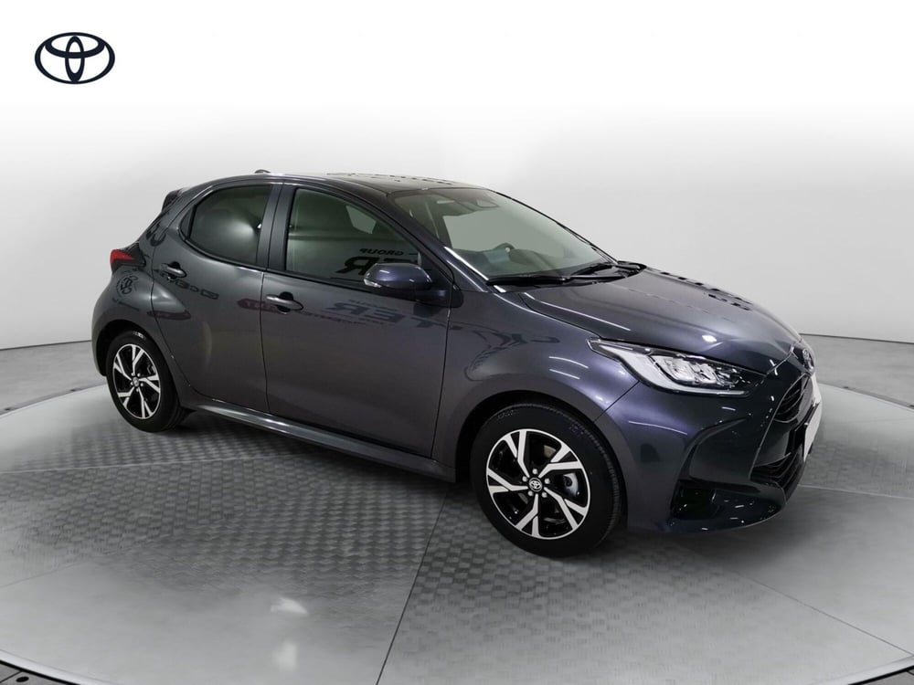 Toyota Yaris nuova a Salerno (3)