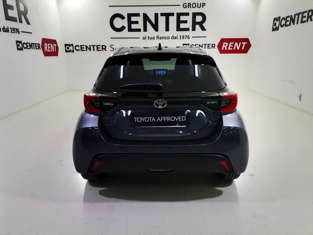 Toyota Yaris nuova a Salerno (5)