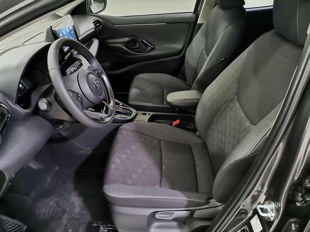 Toyota Yaris nuova a Salerno (9)