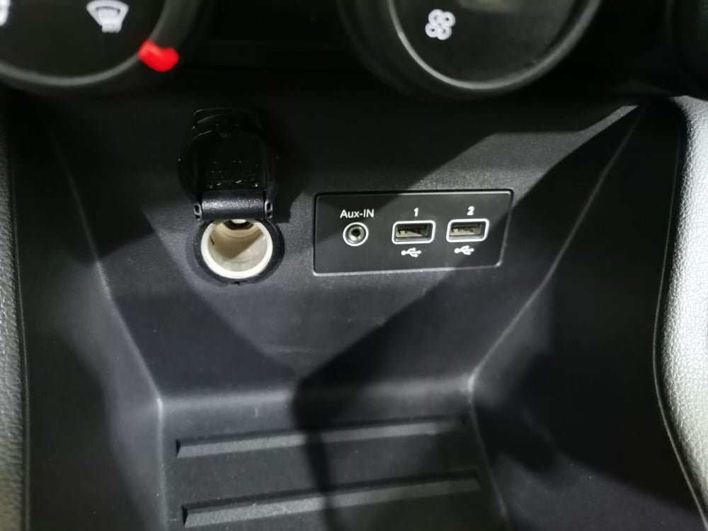 Renault Clio usata a Salerno (15)