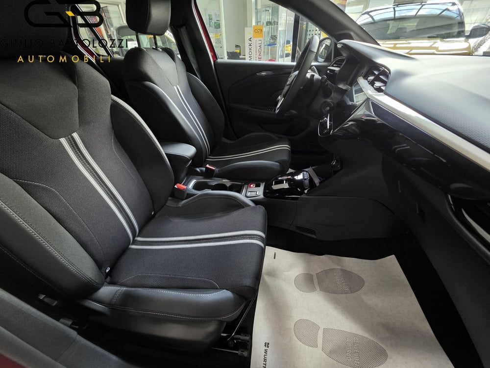 Opel Corsa nuova a Prato (8)