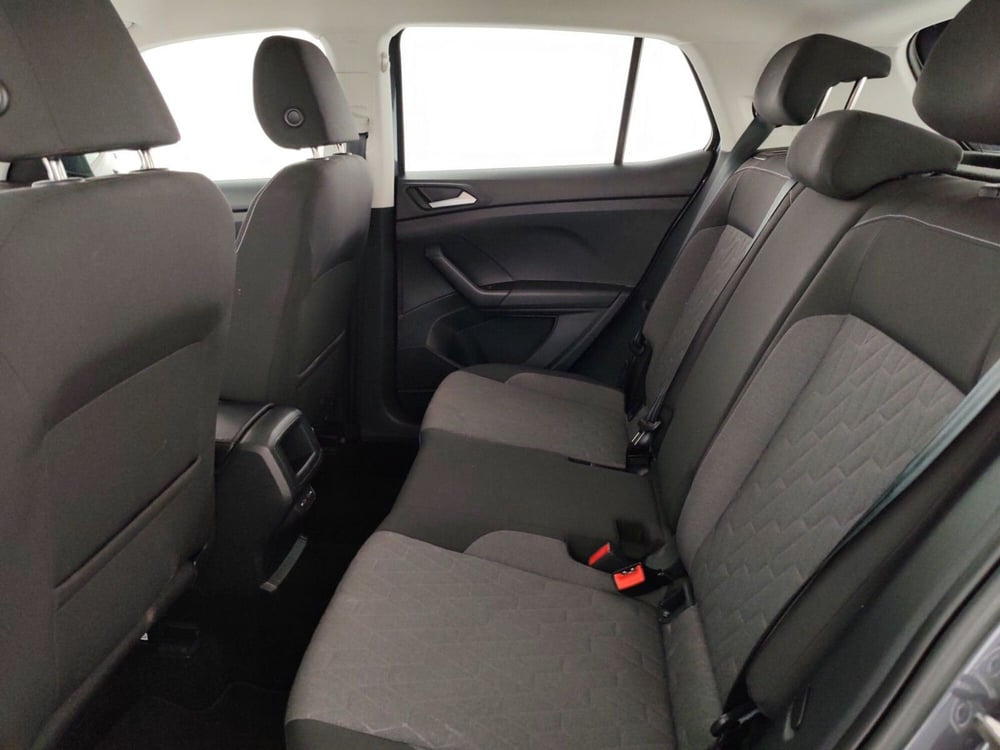 Volkswagen T-Cross usata a Massa-Carrara (10)