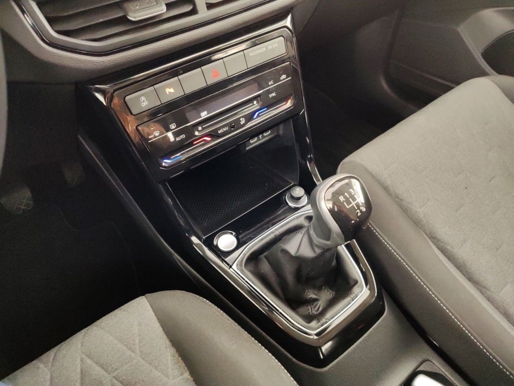 Volkswagen T-Cross usata a Massa-Carrara (11)