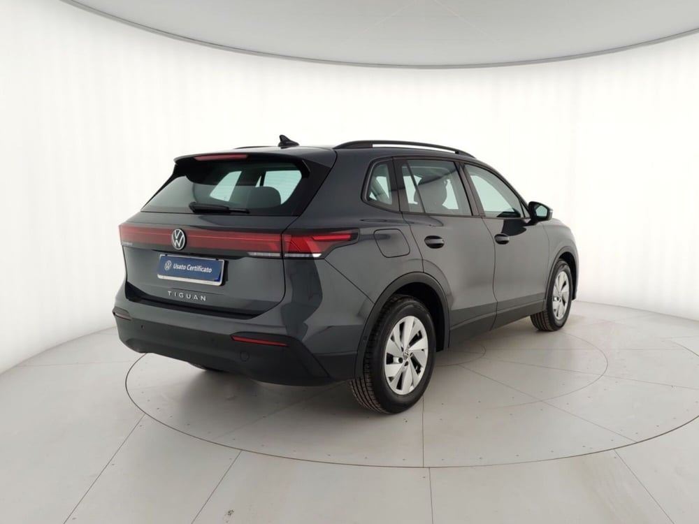 Volkswagen Tiguan usata a Massa-Carrara (3)