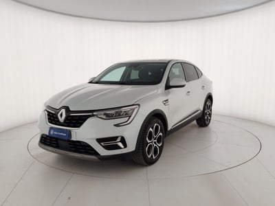 Renault Arkana Hybrid E-Tech 145 CV Techno del 2022 usata a Massa