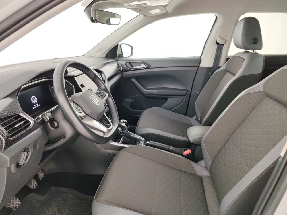 Volkswagen T-Cross usata a Massa-Carrara (7)