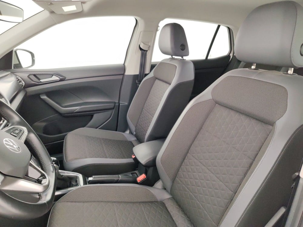 Volkswagen T-Cross usata a Massa-Carrara (9)