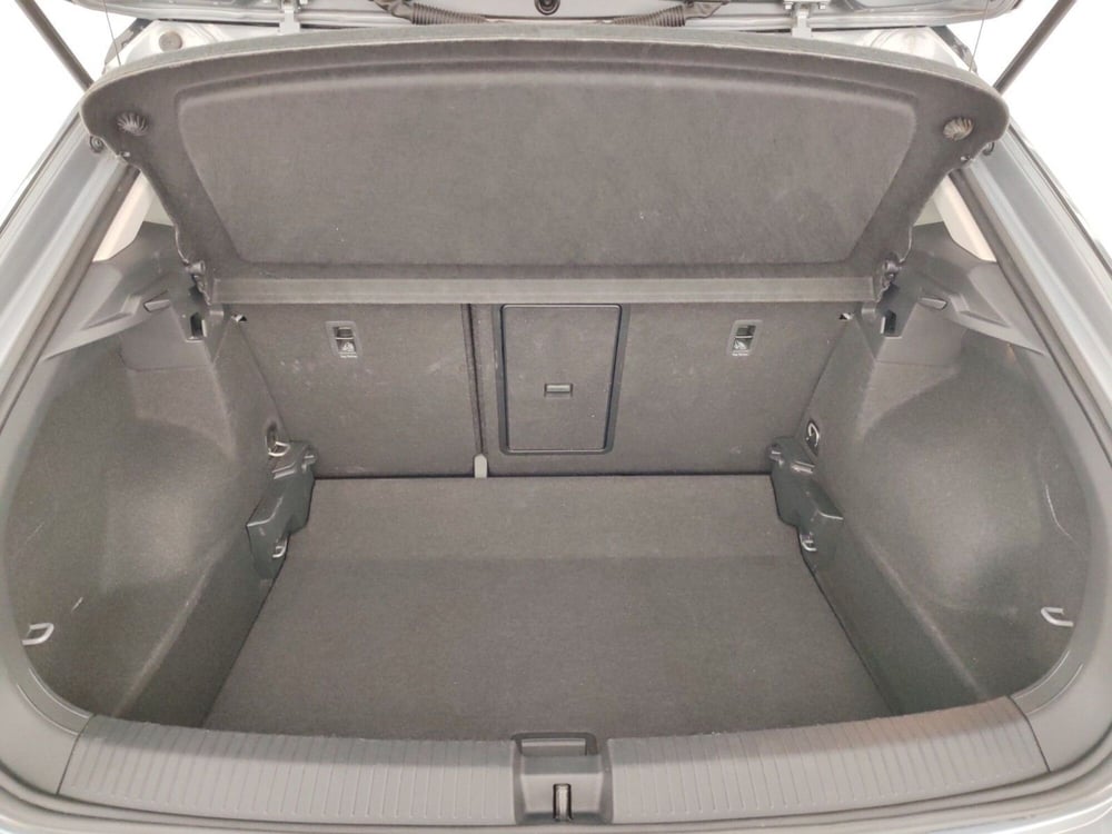Volkswagen T-Roc usata a Massa-Carrara (16)
