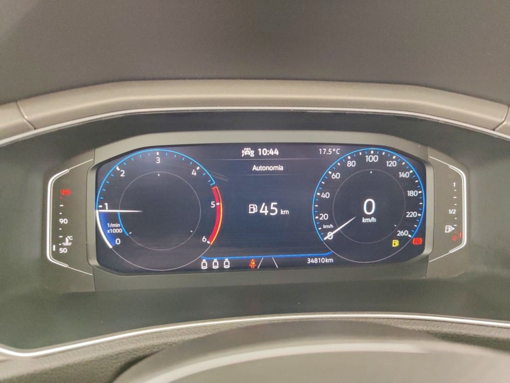 Volkswagen T-Roc usata a Massa-Carrara (15)