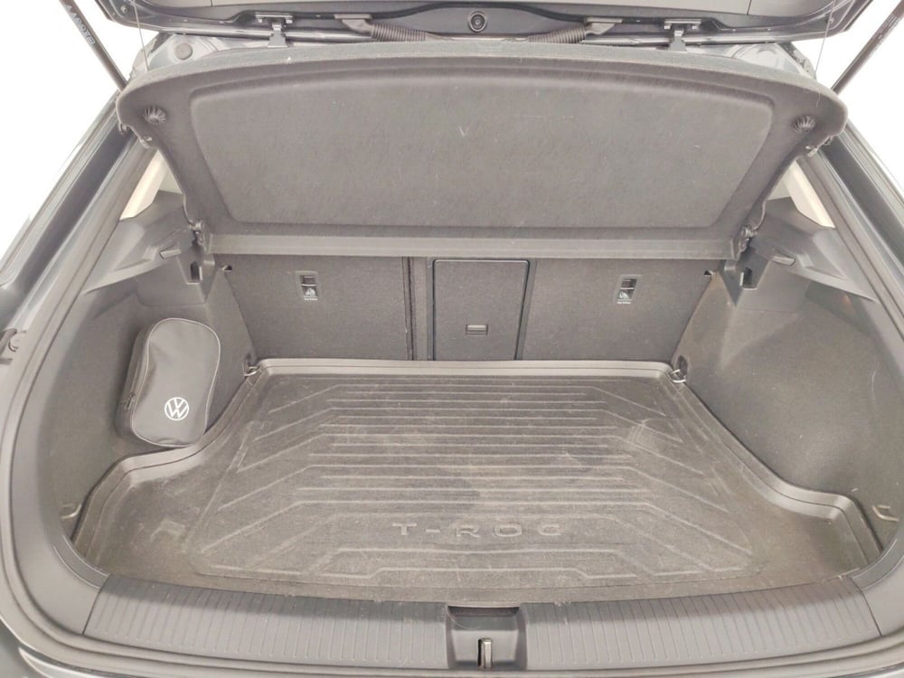 Volkswagen T-Roc usata a Massa-Carrara (16)