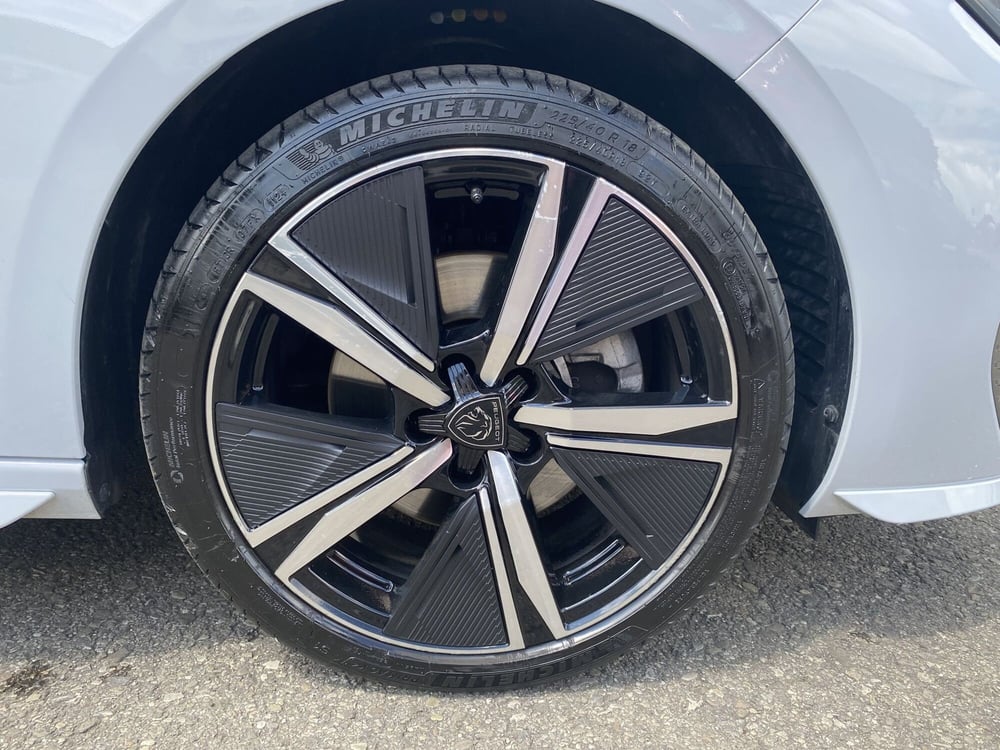 Peugeot 308 SW usata a Modena (17)