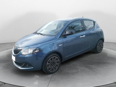 Lancia Ypsilon 1.0 FireFly 5 porte S&amp;S Hybrid Ecochic Gold del 2022 usata a Brindisi
