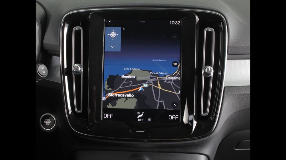 Volvo XC40 usata a Palermo (8)