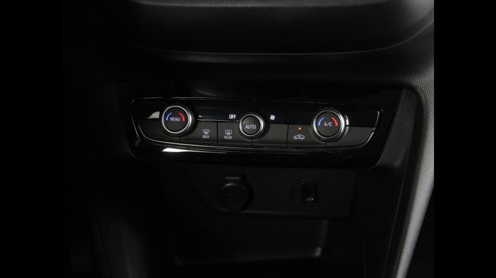 Opel Corsa-e nuova a Palermo (15)