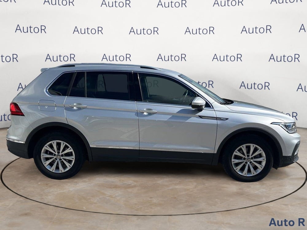 Volkswagen Tiguan usata a Potenza (4)