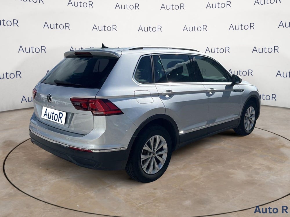 Volkswagen Tiguan usata a Potenza (5)
