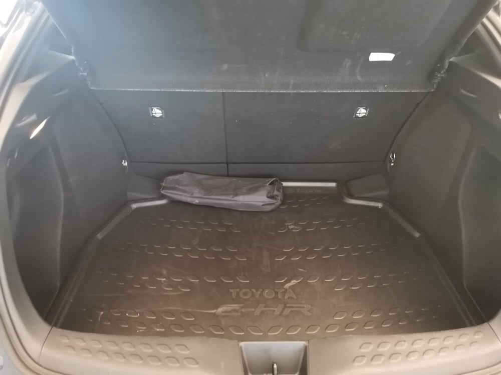 Toyota Toyota C-HR usata a Bergamo (11)