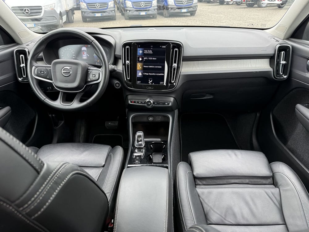 Volvo XC40 usata a Milano (10)