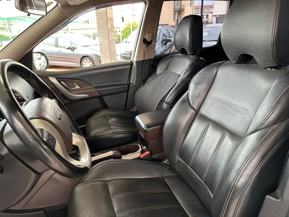 Mahindra XUV500 usata a Brescia (10)