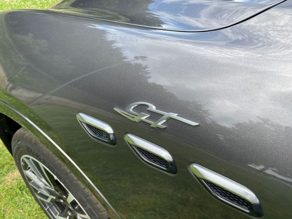 Maserati Grecale nuova a Salerno (20)
