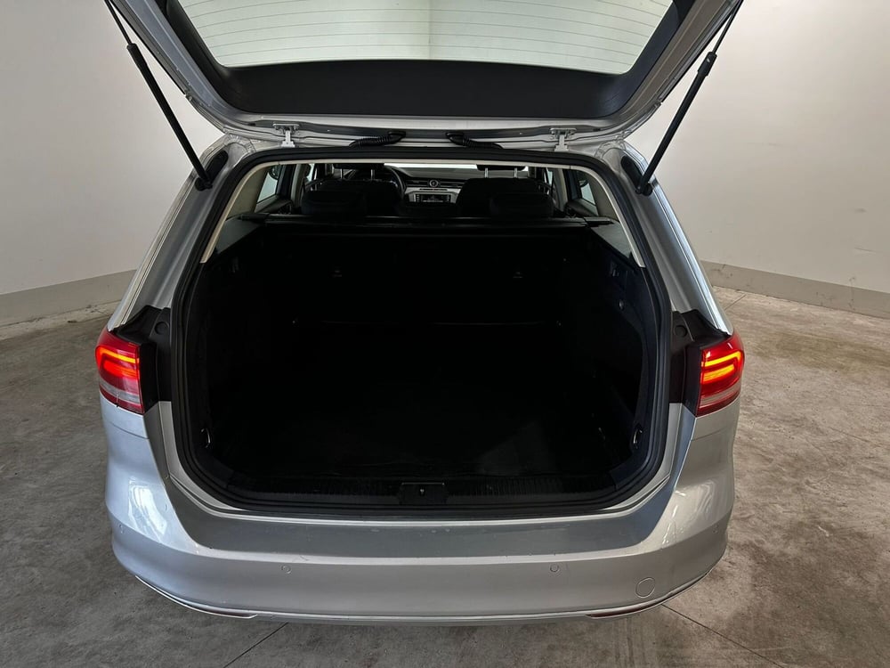 Volkswagen Passat Variant usata a L'Aquila (7)