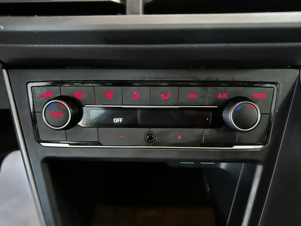 Volkswagen Polo usata a L'Aquila (15)