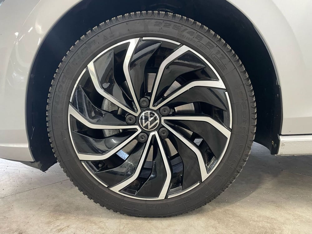 Volkswagen Golf Variant usata a L'Aquila (15)