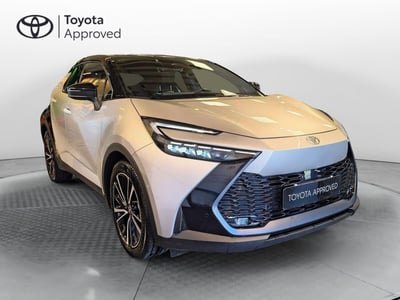 Toyota Toyota C-HR 2.0 hv Lounge Premiere fwd e-cvt del 2024 usata a Catanzaro