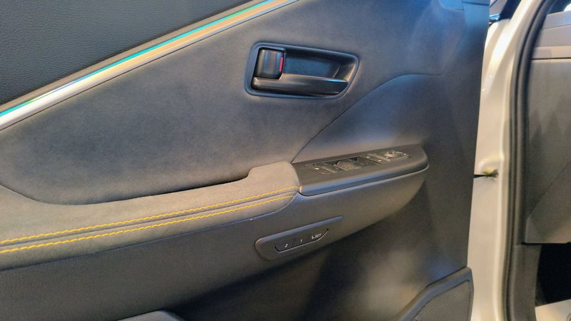 Toyota Toyota C-HR usata a Catanzaro (11)