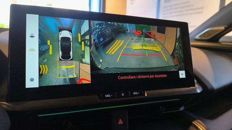 Toyota Toyota C-HR usata a Catanzaro (18)