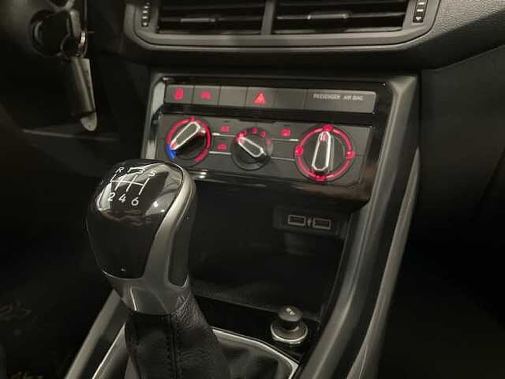 Volkswagen T-Cross usata a Prato (15)