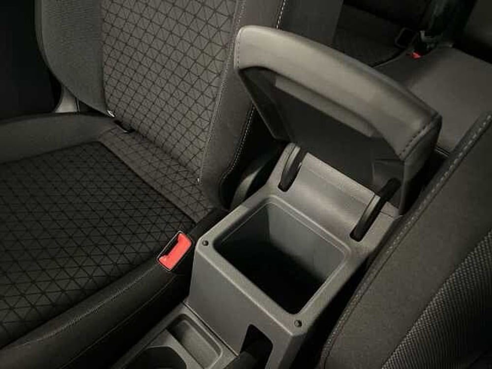 Volkswagen T-Cross usata a Prato (18)