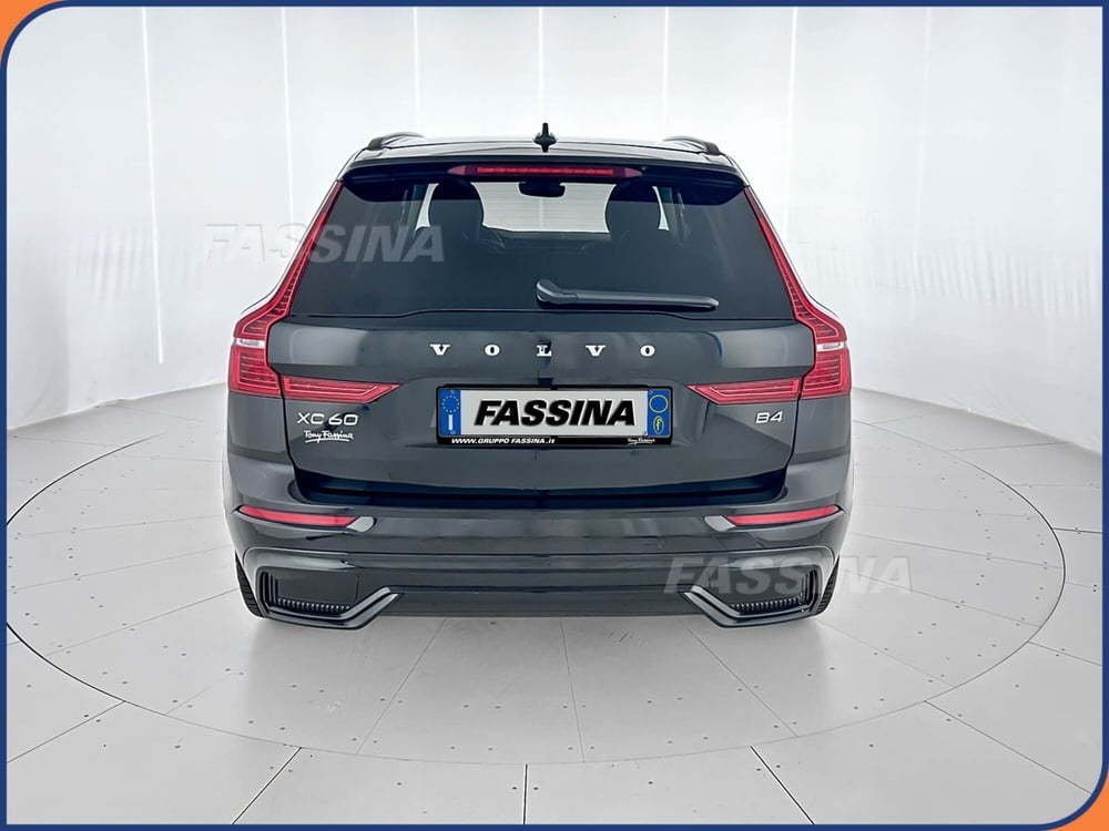 Volvo XC60 usata a Milano (5)